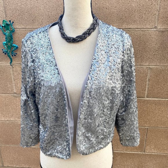 Forever 21 Jackets & Blazers - F21 Plus Silver Sequin Jacket